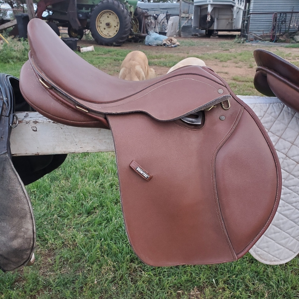 17" Wintec English Jump Saddle